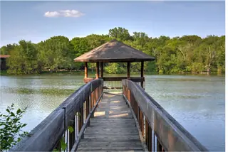 The Kalamazoo pier and lake in Kalamazoo in 1998